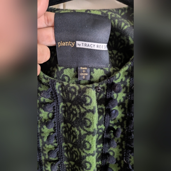 Tracy Reese Green and Black Patterned Coat - Picture 2 of 15